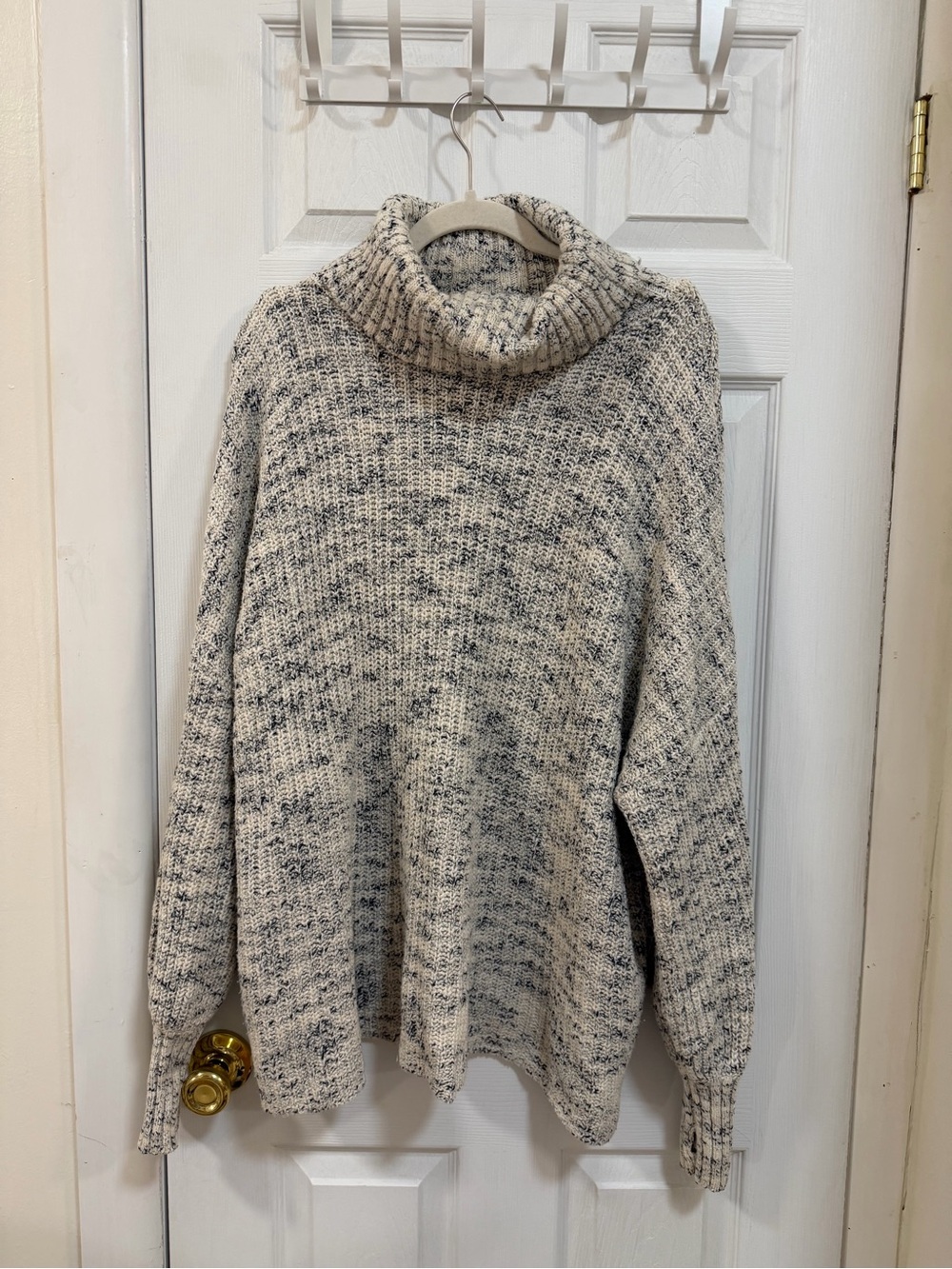 OFFLINE by aerie Chillside Marled Ivory and Black Turtleneck Sweater